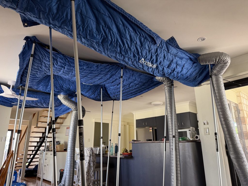 DRY & DEHUMIDIFY